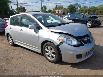 NISSAN VERSA 2011
