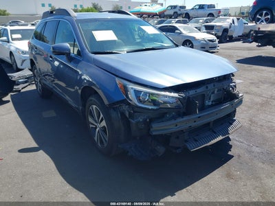 SUBARU OUTBACK 2018