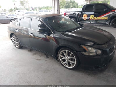 NISSAN MAXIMA 2011