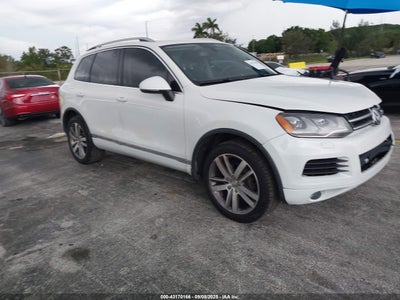 VOLKSWAGEN TOUAREG 2014