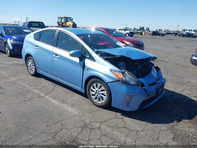 TOYOTA PRIUS PLUG-IN 2012