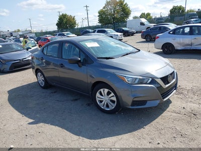 NISSAN VERSA 2021