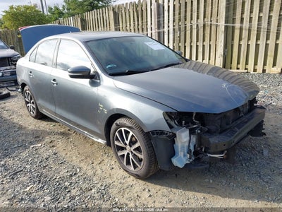 VOLKSWAGEN JETTA 2017