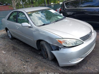 TOYOTA CAMRY 2004