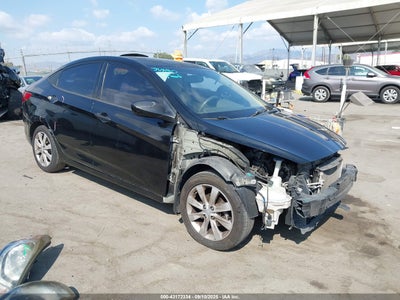 HYUNDAI ACCENT 2012