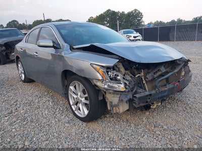 NISSAN MAXIMA 2009