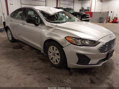 FORD FUSION 2019