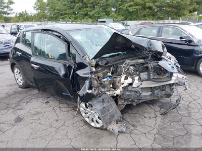 NISSAN LEAF 2013
