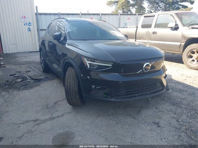 VOLVO XC40 RECHARGE PURE ELECTRIC 2023