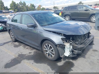 VOLKSWAGEN JETTA 2017
