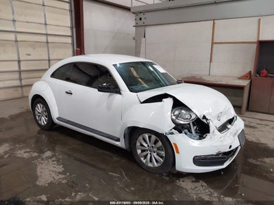 VOLKSWAGEN BEETLE 2015