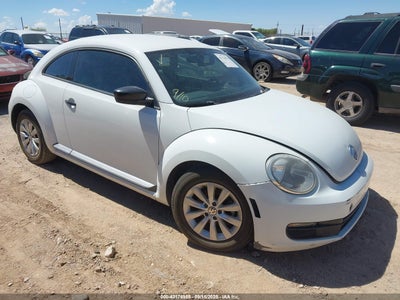 VOLKSWAGEN BEETLE 2014