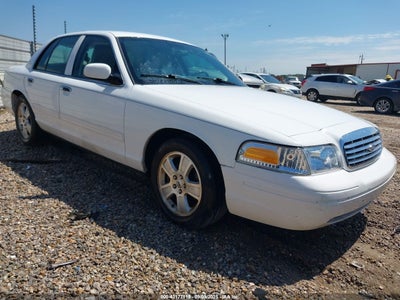 FORD CROWN VICTORIA 2011