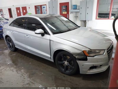 AUDI A3 2015