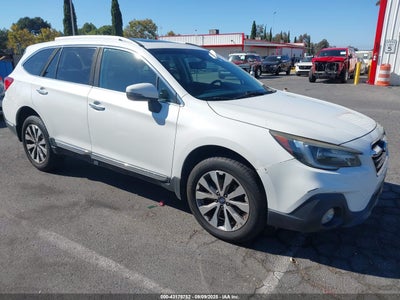 SUBARU OUTBACK 2019