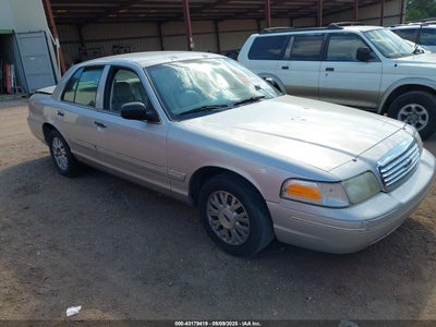 FORD CROWN VICTORIA 2004