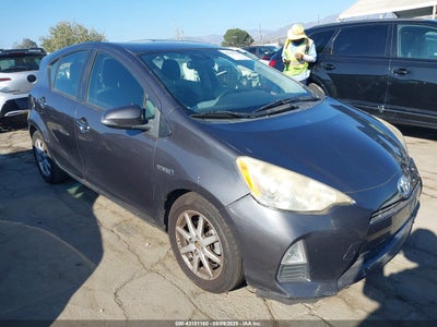 TOYOTA PRIUS C 2012