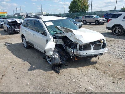 SUBARU OUTBACK 2014