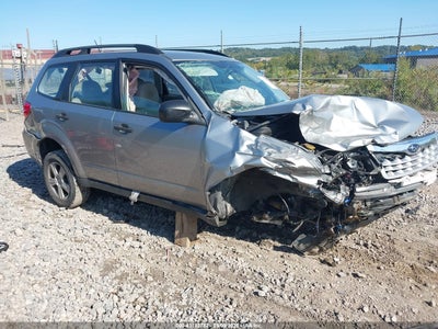 SUBARU FORESTER 2011
