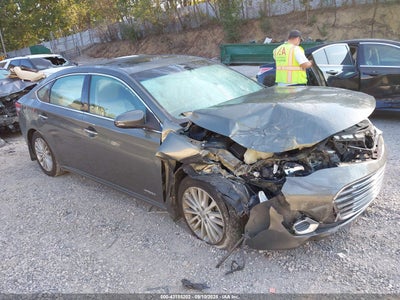 TOYOTA AVALON HYBRID 2014