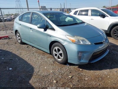 TOYOTA PRIUS 2013