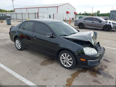 VOLKSWAGEN JETTA 2010