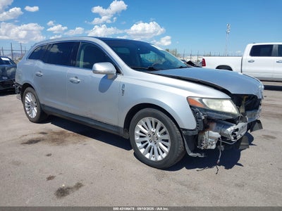 LINCOLN MKT 2012