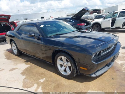 DODGE CHALLENGER 2013