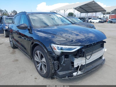 AUDI Q8 E-TRON 2024