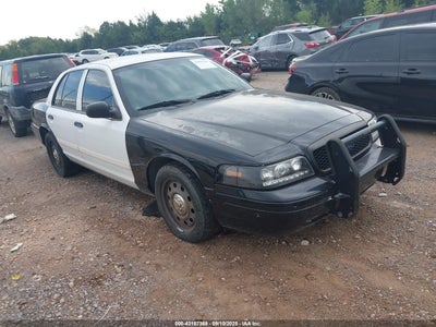 FORD CROWN VICTORIA 2011