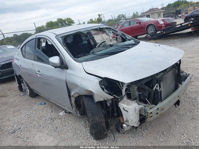 NISSAN VERSA 2019
