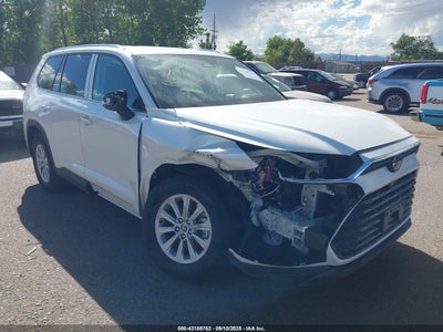 TOYOTA GRAND HIGHLANDER 2025