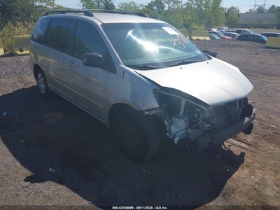 TOYOTA SIENNA 2008