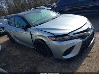 TOYOTA CAMRY 2020