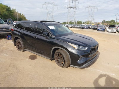 TOYOTA HIGHLANDER 2021