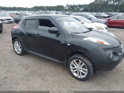 NISSAN JUKE 2011