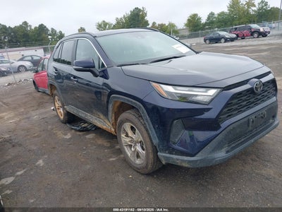 TOYOTA RAV4 2025