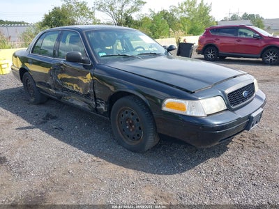 FORD CROWN VICTORIA 2011