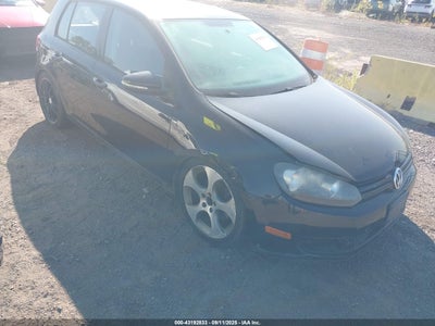 VOLKSWAGEN GOLF 2010
