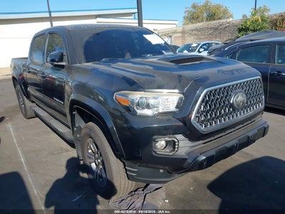 TOYOTA TACOMA 2018