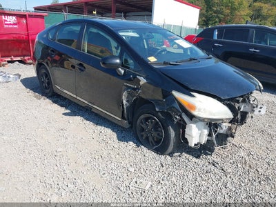 TOYOTA PRIUS 2013