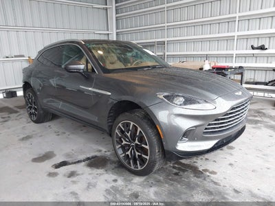 ASTON MARTIN DBX 2021