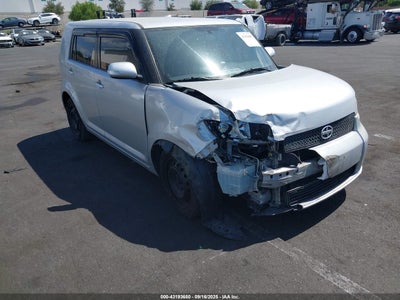 SCION XB 2010