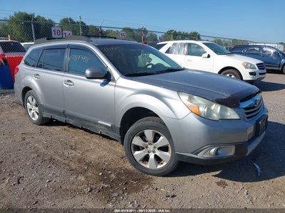 SUBARU OUTBACK 2011