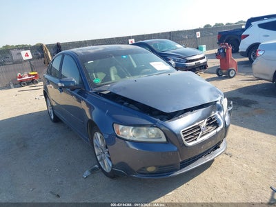VOLVO S40 2010