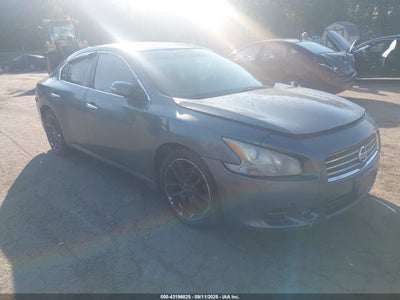 NISSAN MAXIMA 2011
