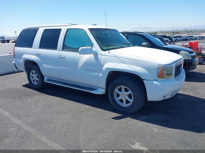 CADILLAC ESCALADE 2000