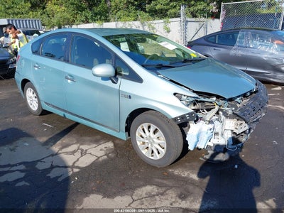 TOYOTA PRIUS PLUG-IN 2014
