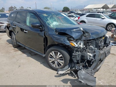 NISSAN PATHFINDER 2018