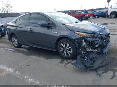 TOYOTA PRIUS PRIME 2017